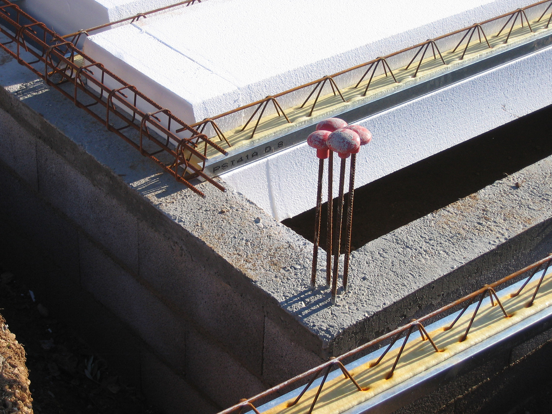 Plancher sans pont thermique